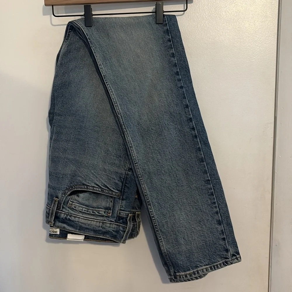 Levi’s Signature Slim Straight Jeans 34W 36L NWT